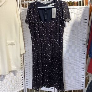 Elegant Navy Midi Dress with Subtle Patterns